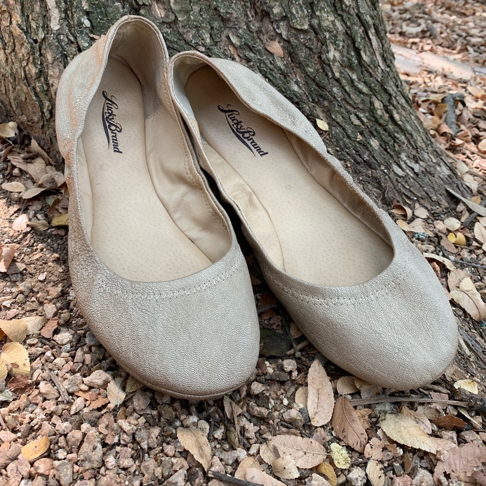 Lucky Brand gold ballet flats EUC